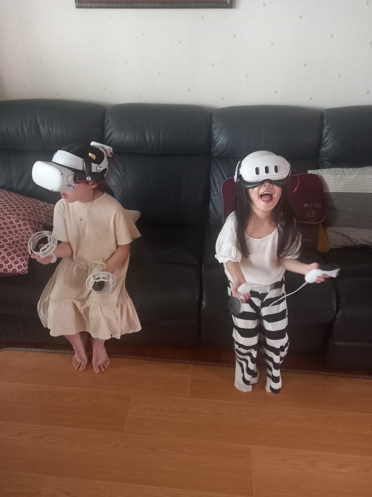 음~ 짐 따로 사진이 없지만  조카님들 사진으로 기기 인증 하겠습니다 ㅎㅎ  양해바래요