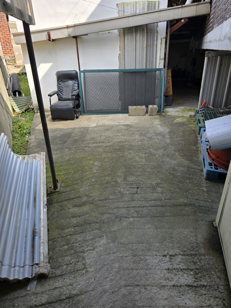 Post image 6
