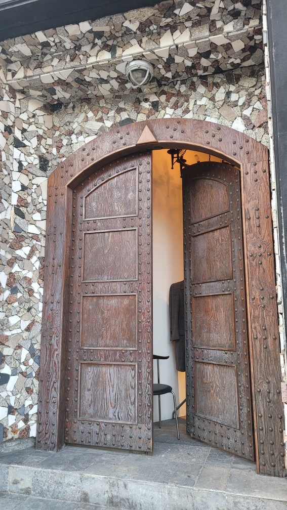 Post image 3