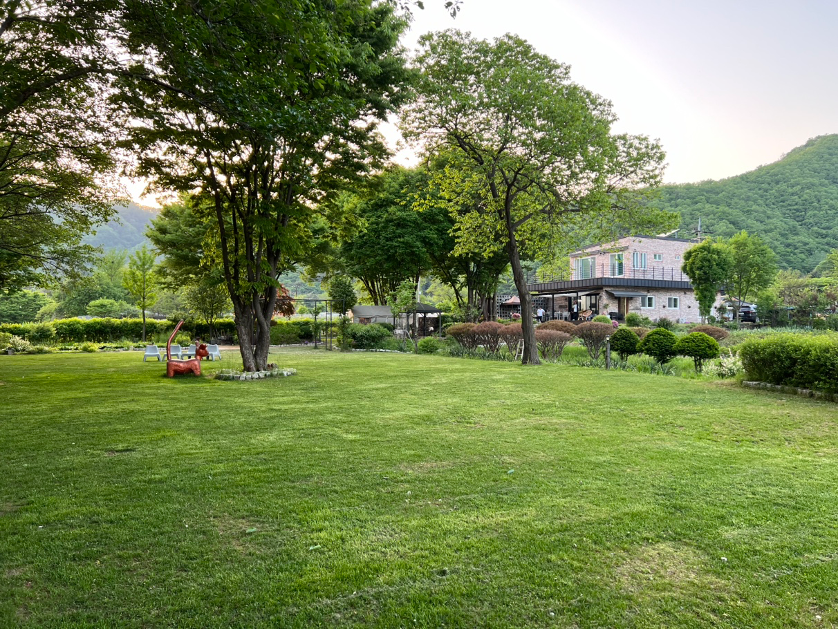 어머니와 함께 가족 5명이 사무실 포함(개인사업자)하면 아파트 생활이 너무 단순하고 표준화