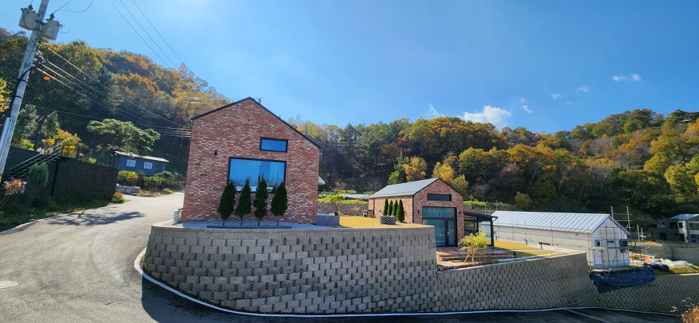 Post image 21