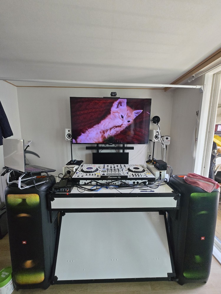 Post image 5