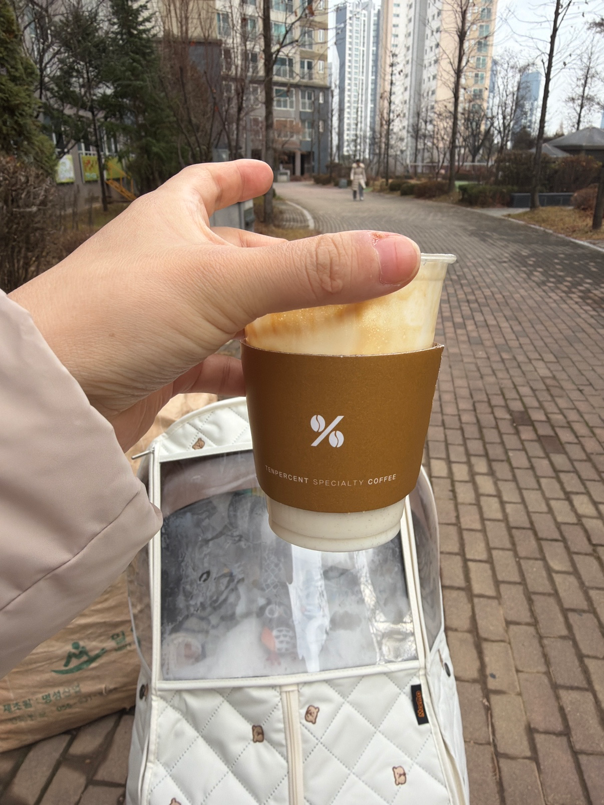 5단지 앞 상가에 텐퍼센트커피 오픈했어요 ~!