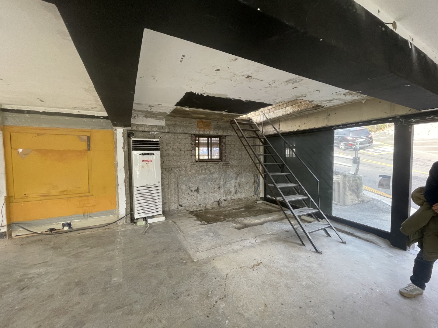 Post image 15
