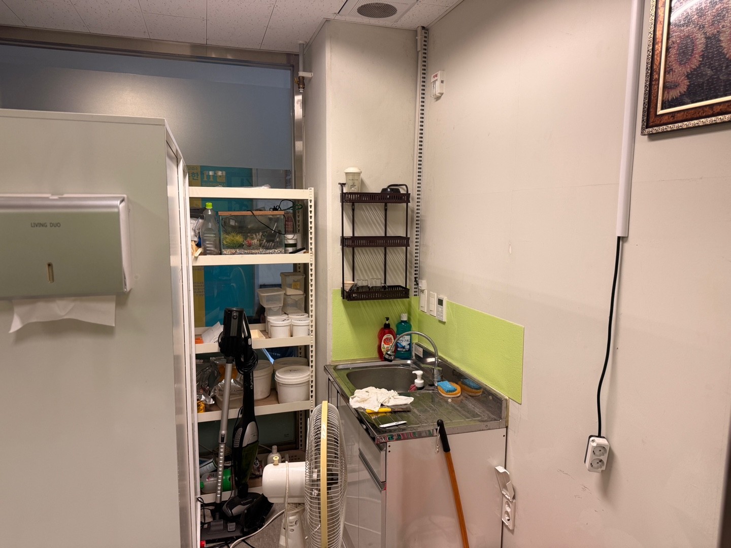 Post image 10