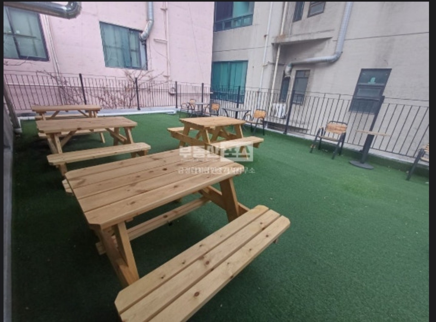 Post image 4