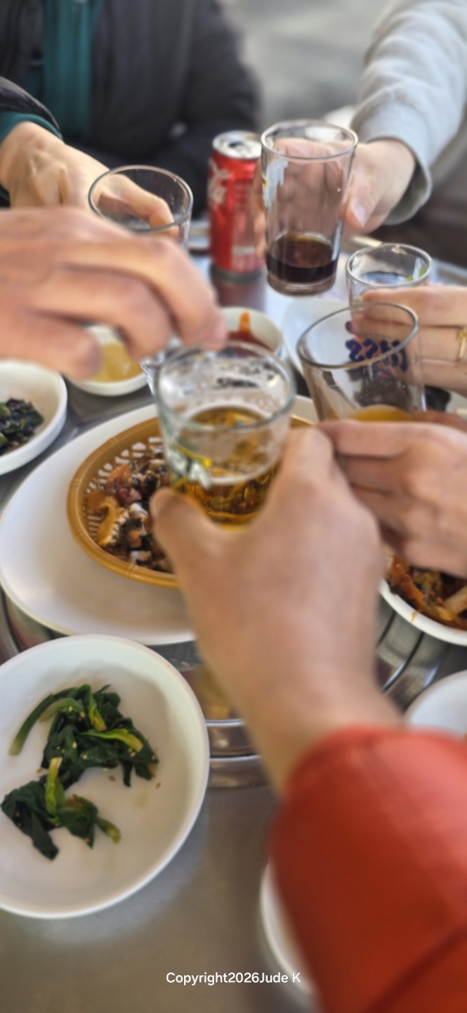 간판없는 해안길 현지 횟집