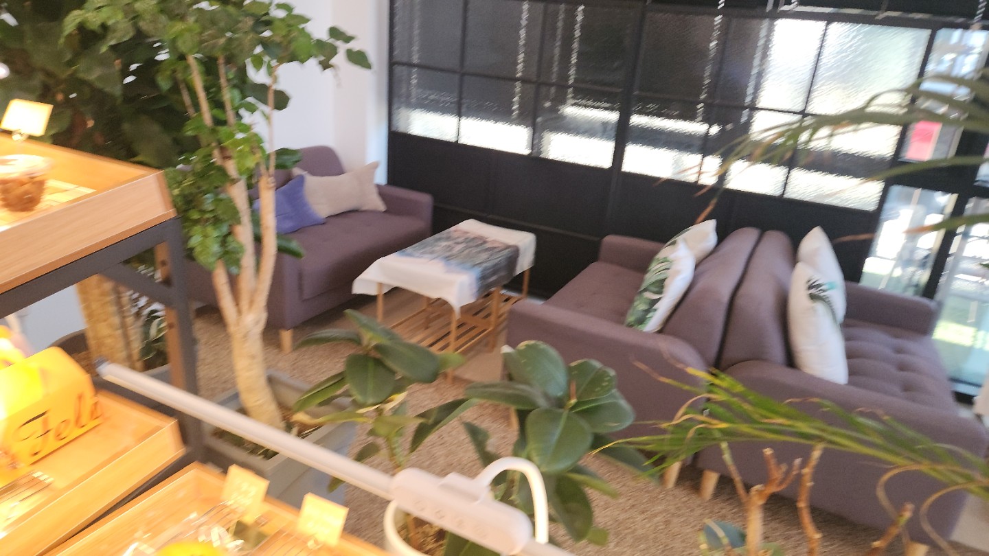 Post image 12