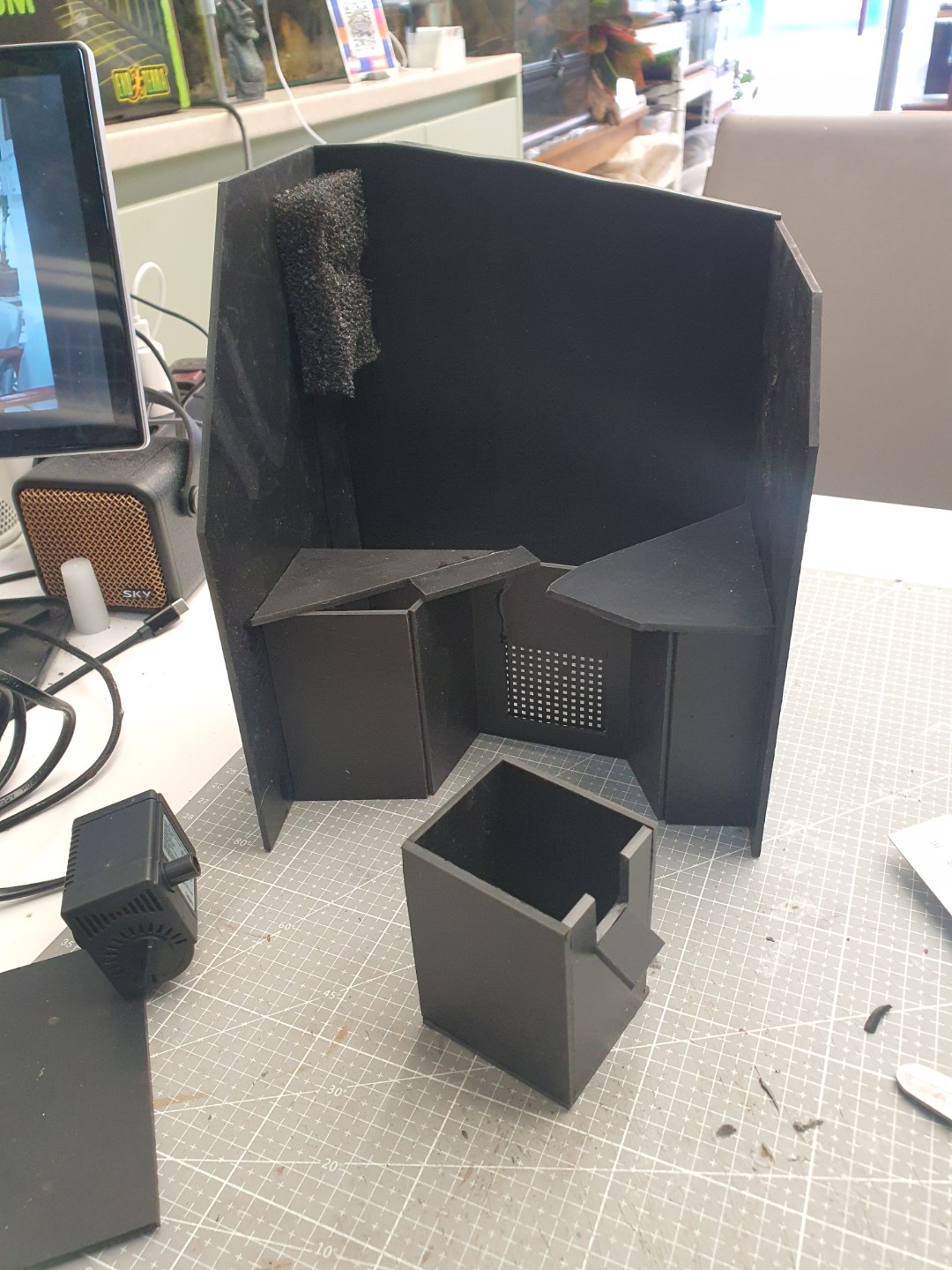 Post image 3