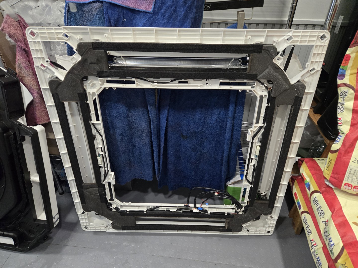 Post image 6