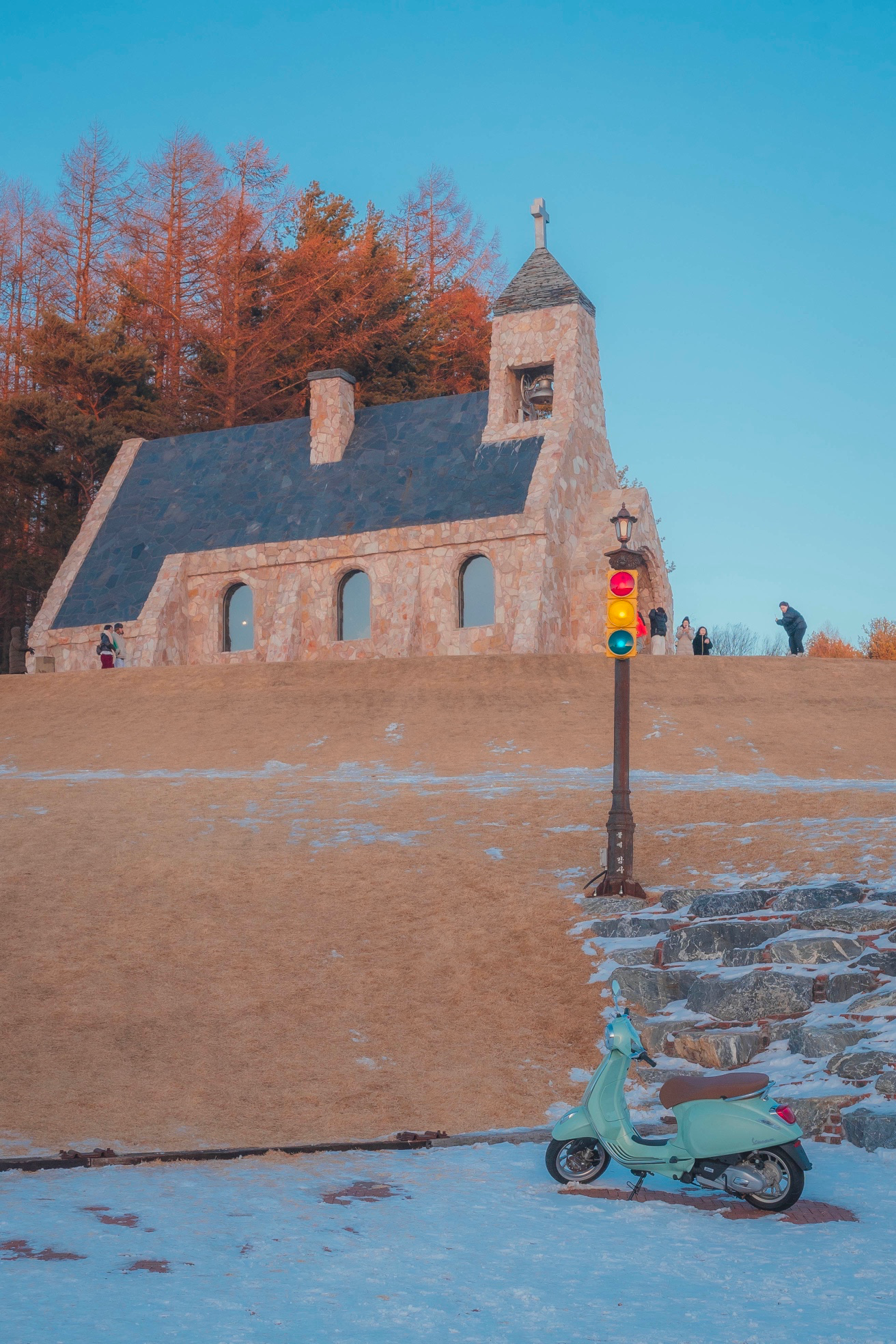 Post image 12