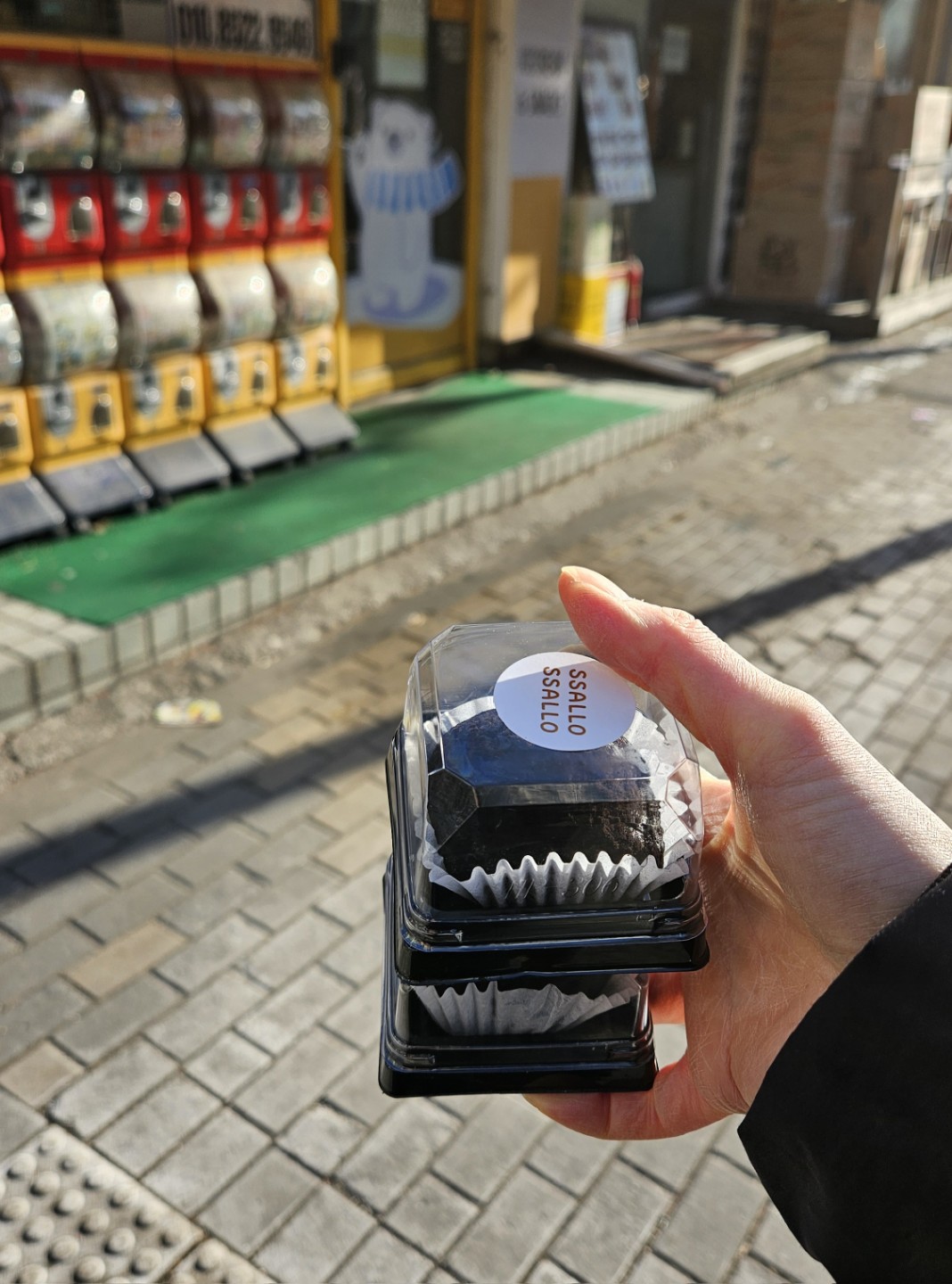 Post image 10