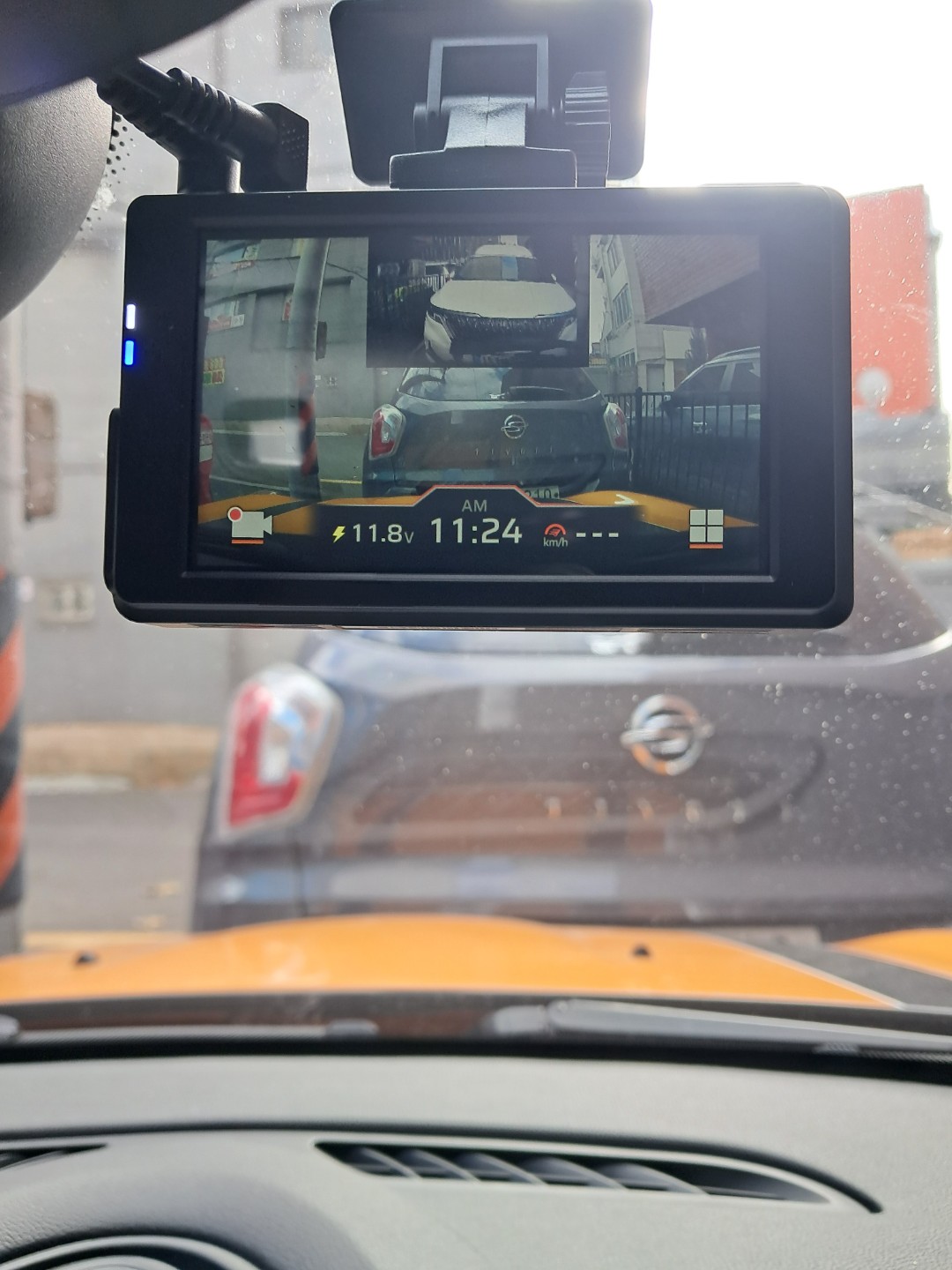 Post image 3