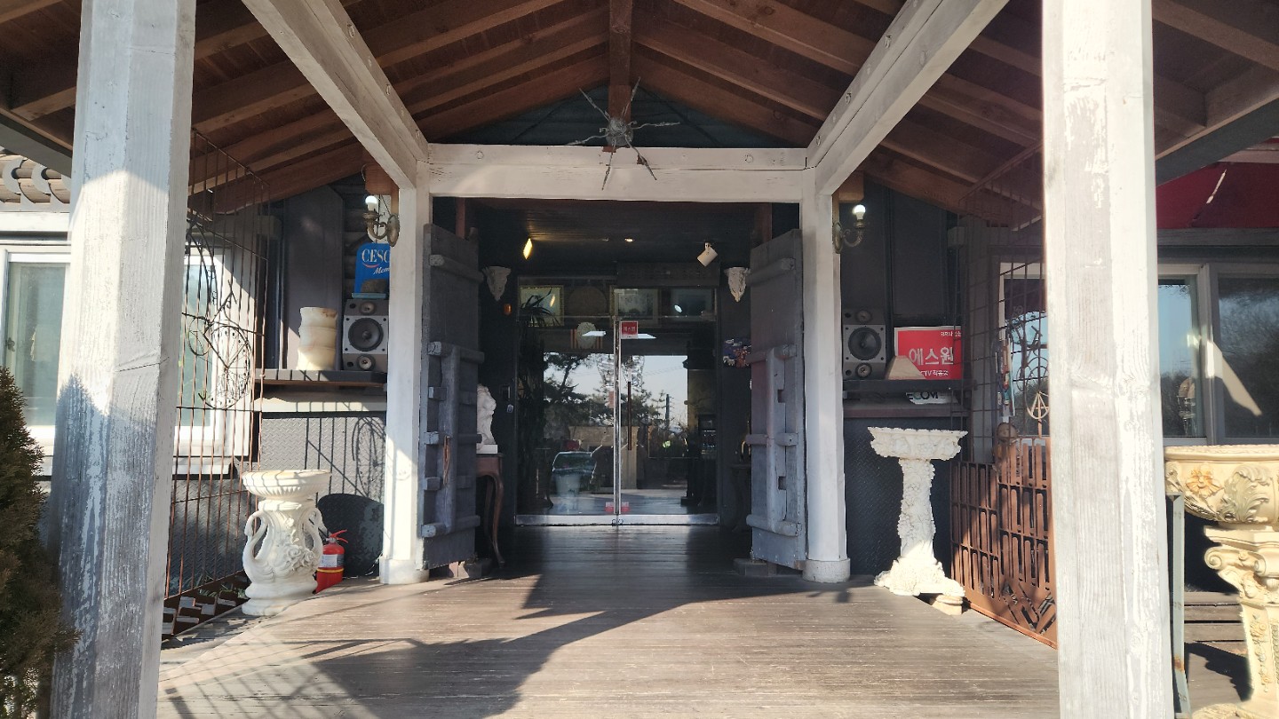 Post image 14