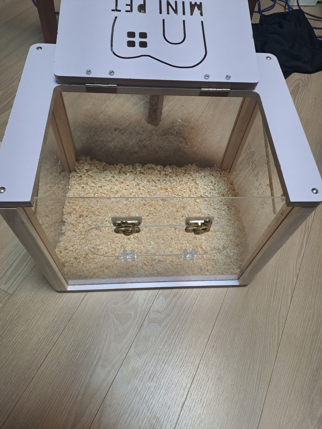 Post image 3