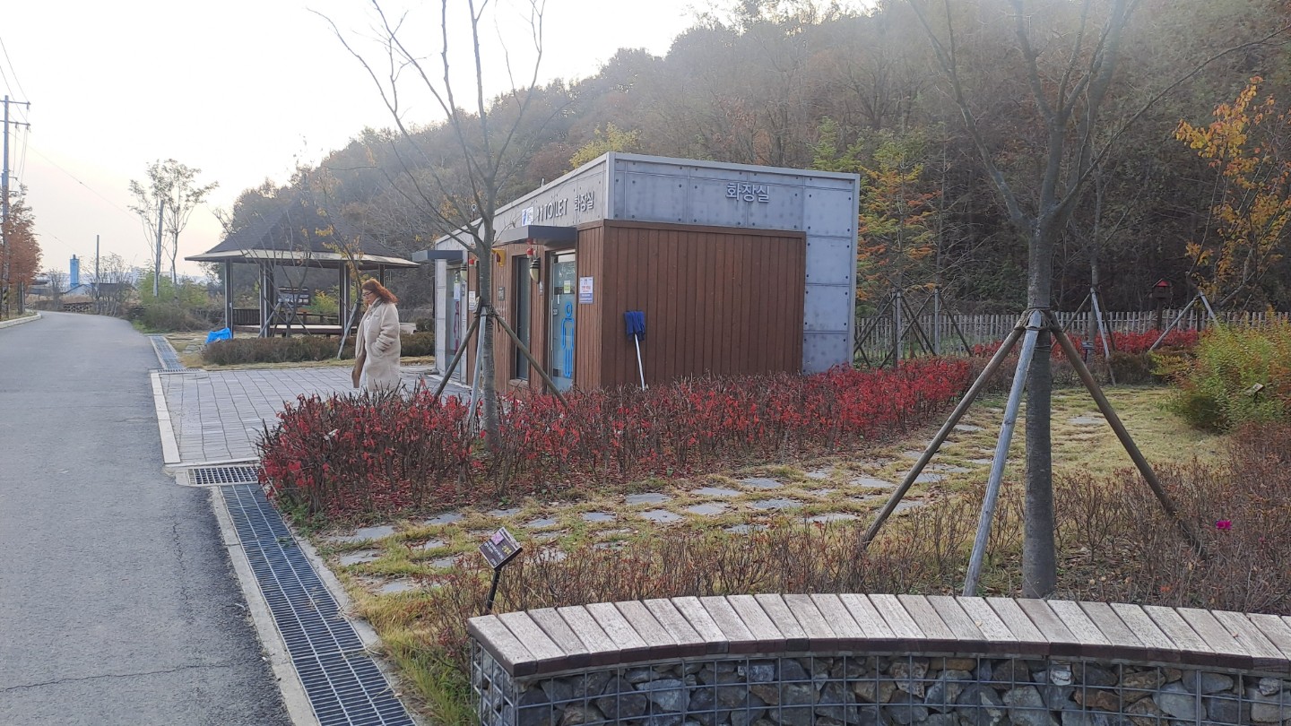 Post image 15