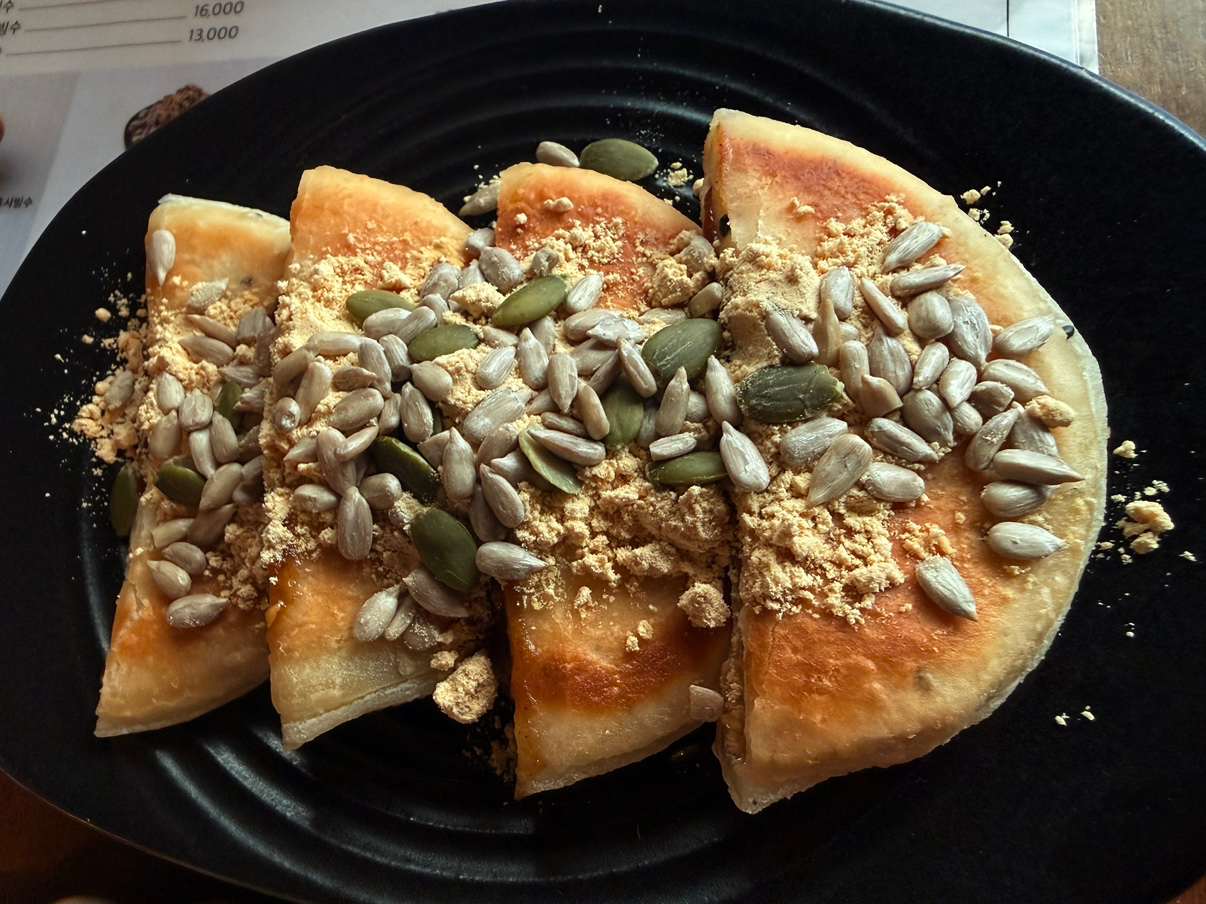 예쁜 한옥카페 다녀왔어요