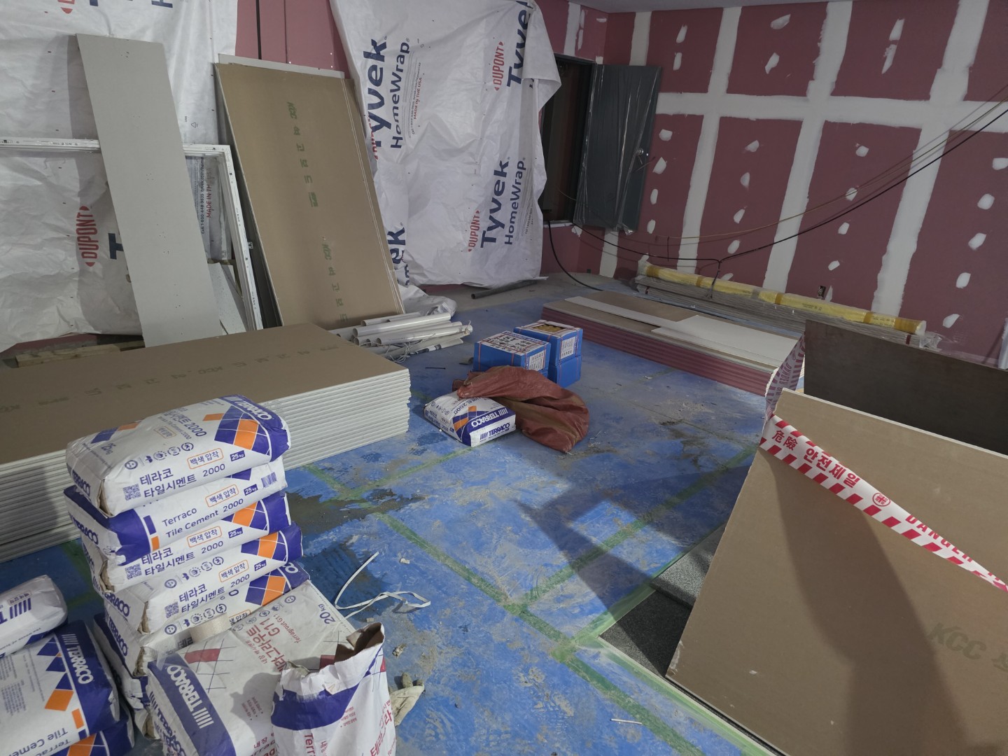 Post image 9