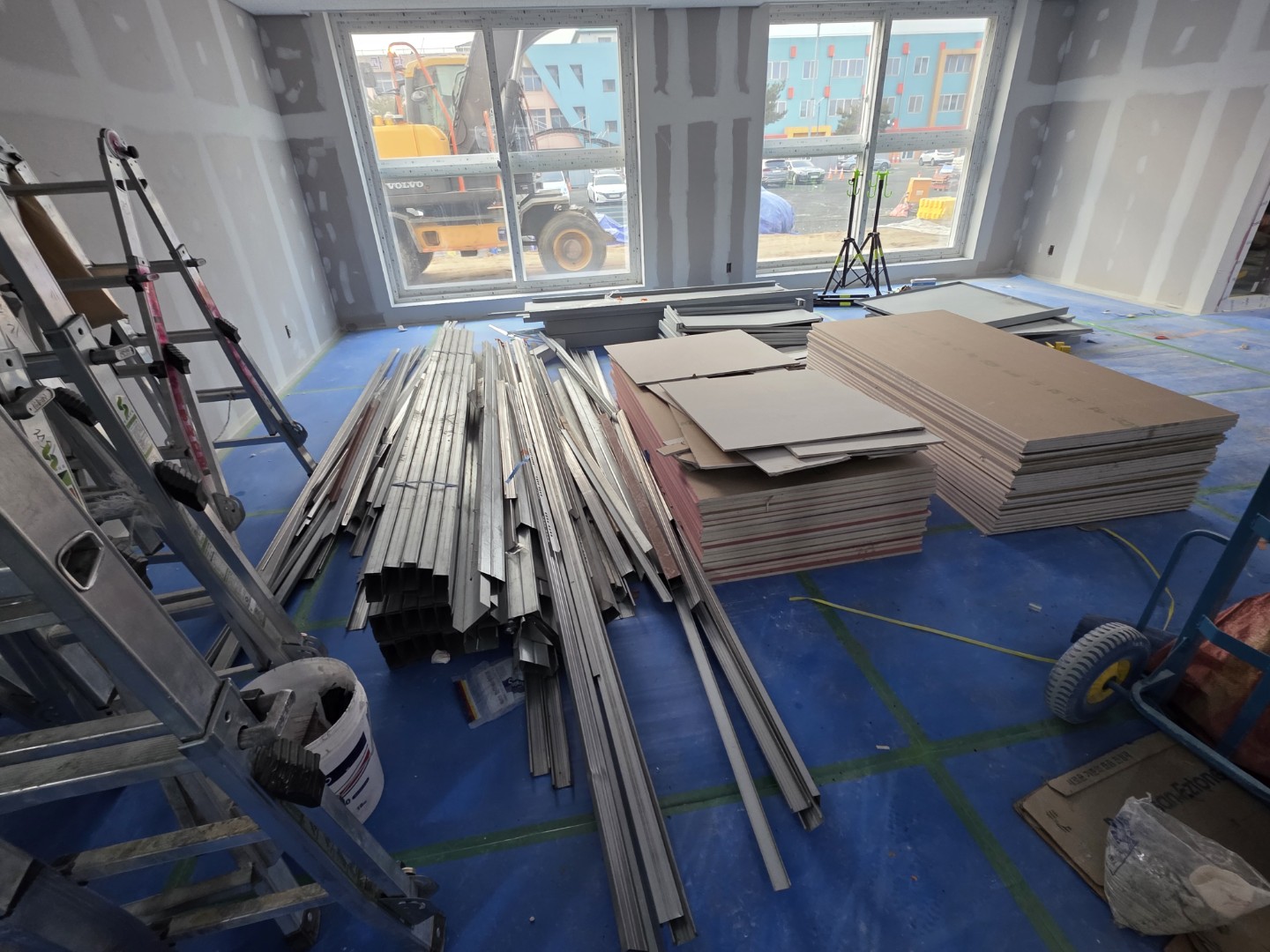 Post image 10