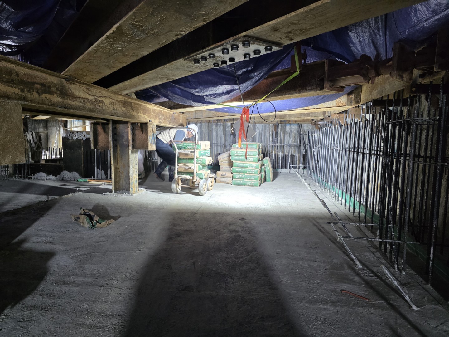 Post image 15