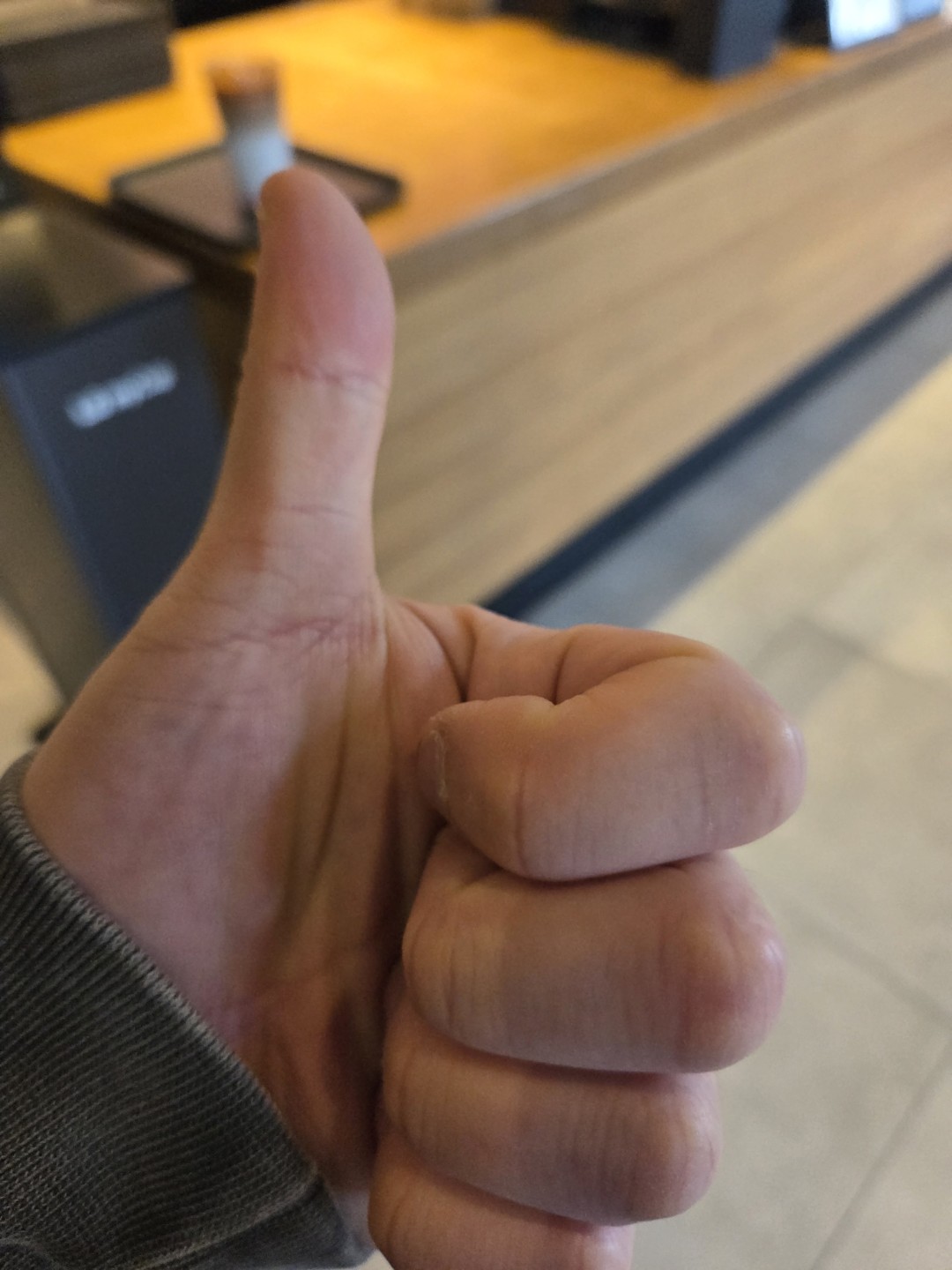 알바에게 매장 맡기고 퇴근