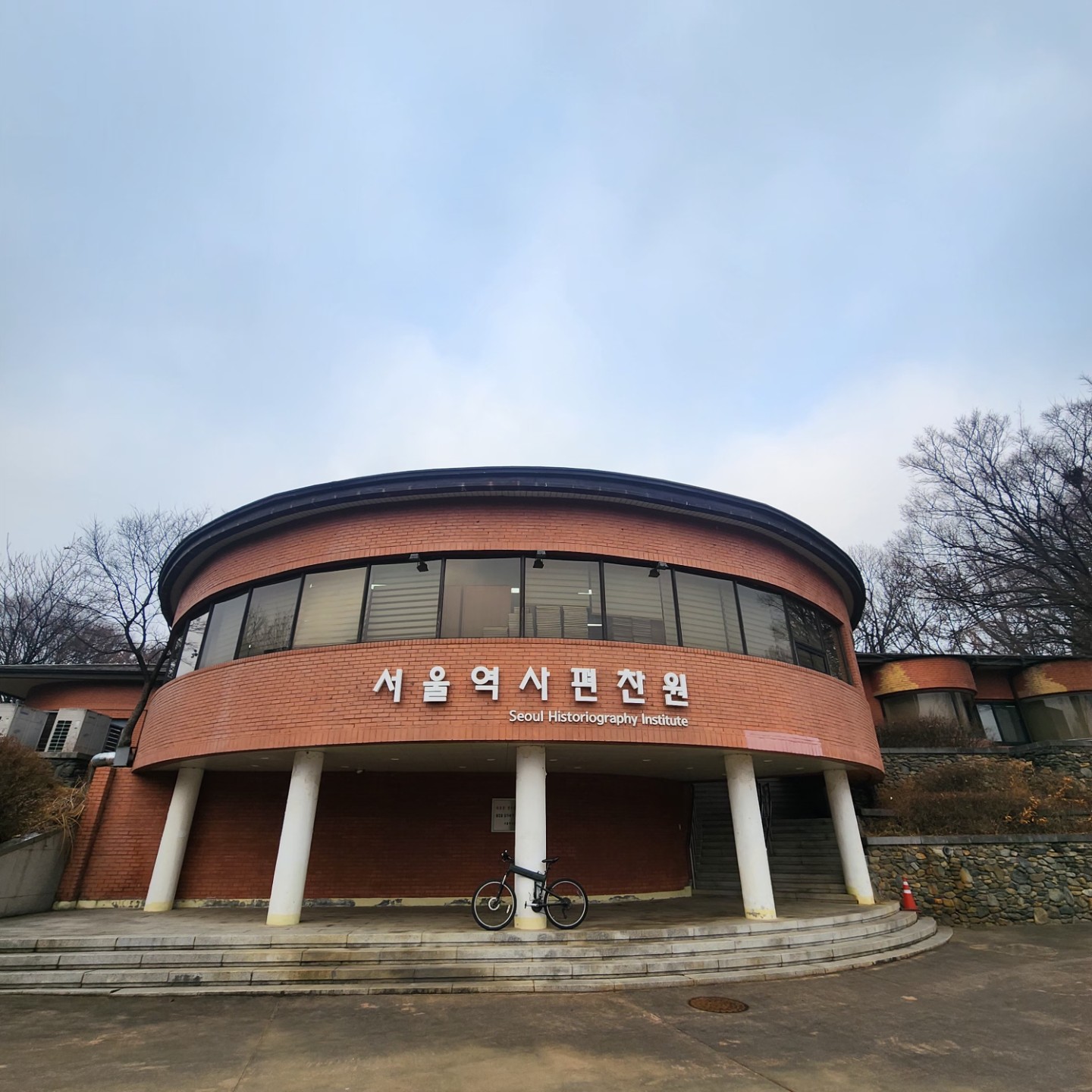 Post image 23