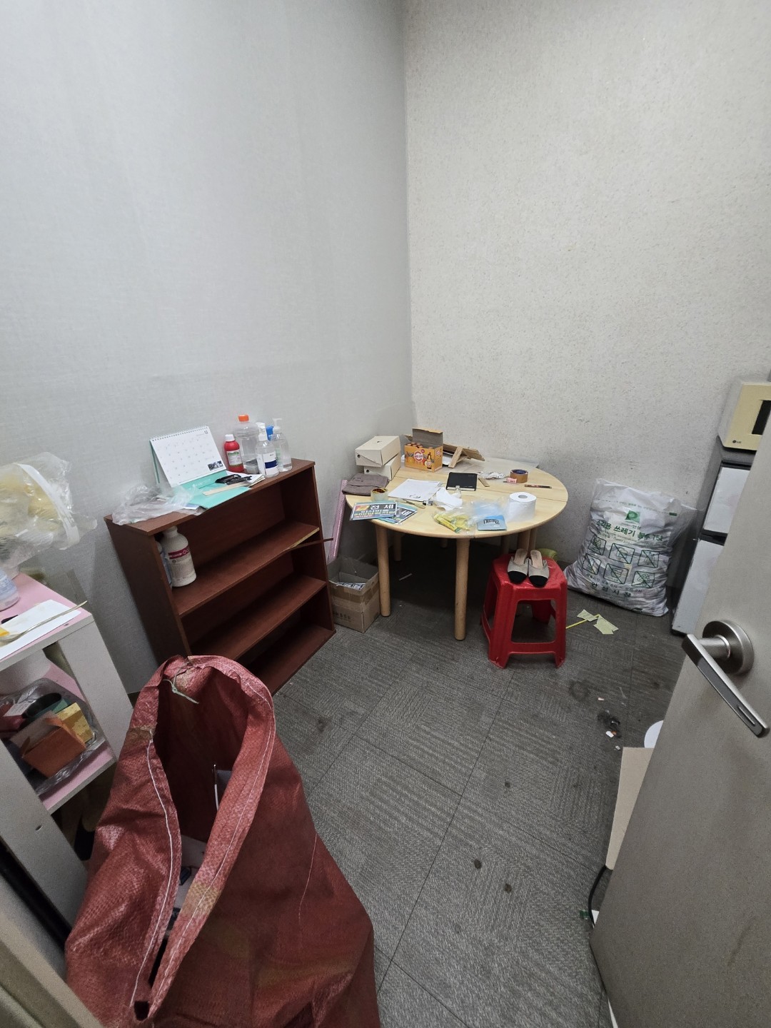 Post image 4