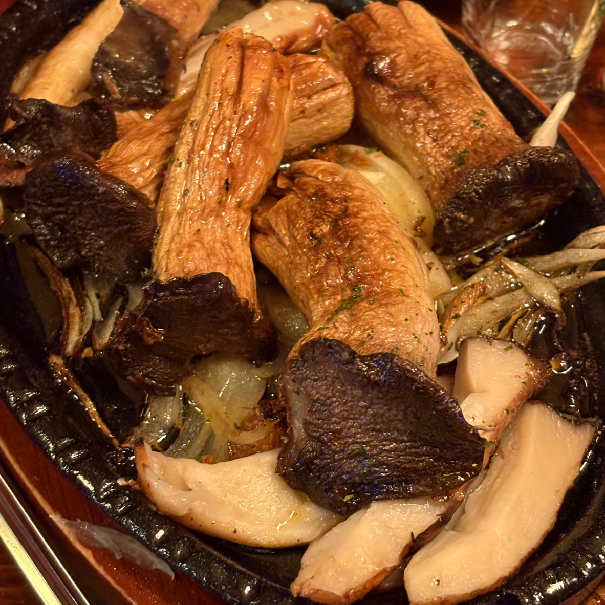 퀘스천 버섯구이 쫀맛탱!!!!😝