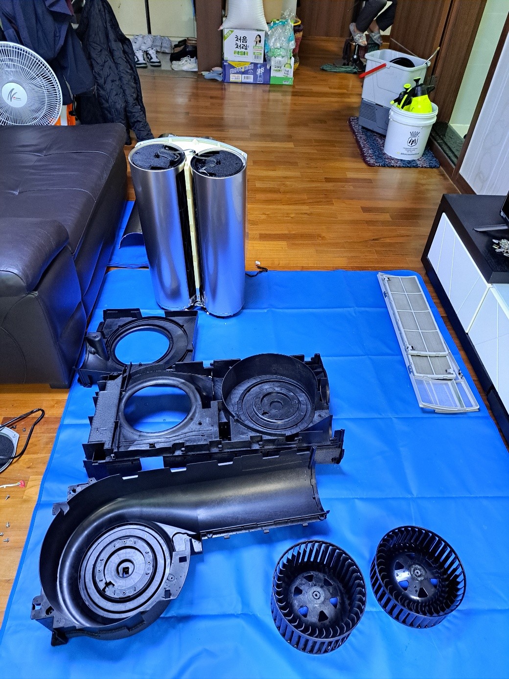 Post image 2
