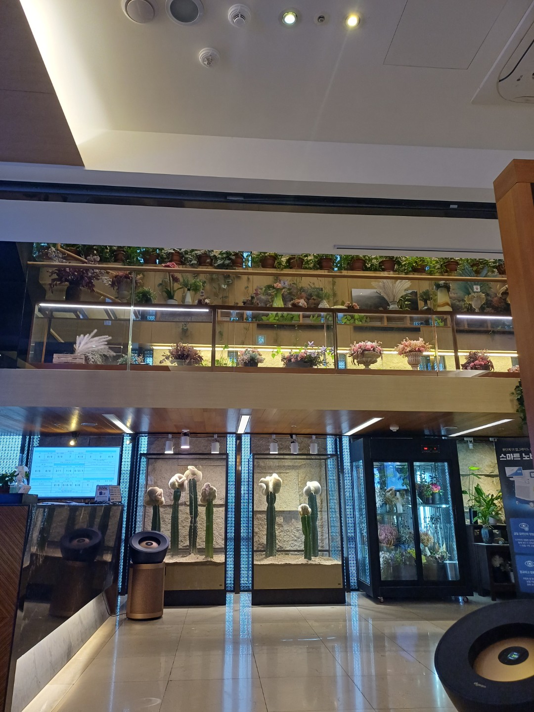 Post image 4