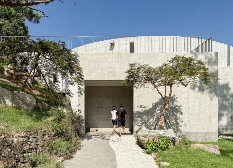 Post image 11