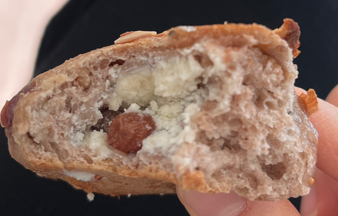 남가좌 파랑베이커리 치즈앤티