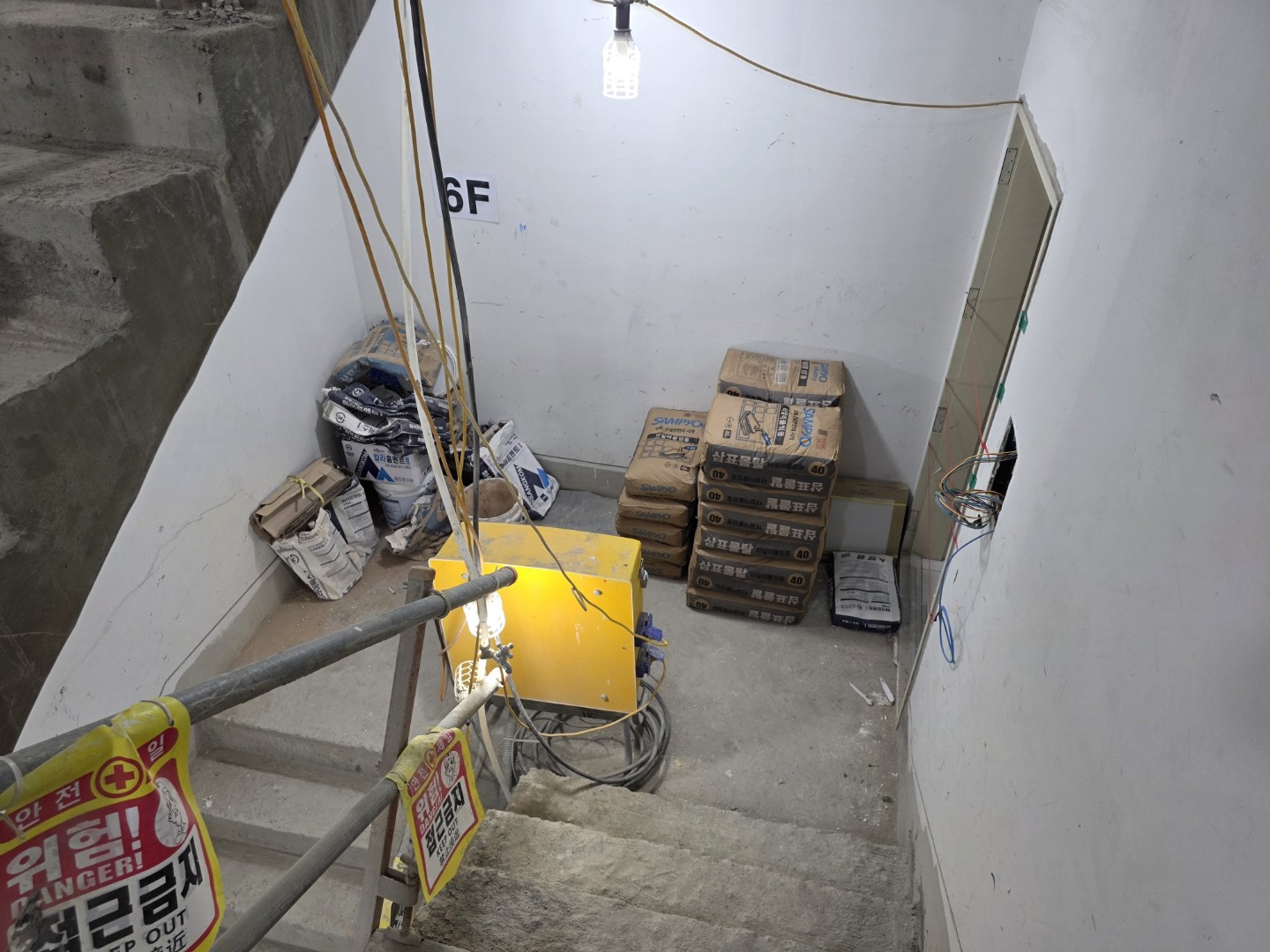 Post image 7