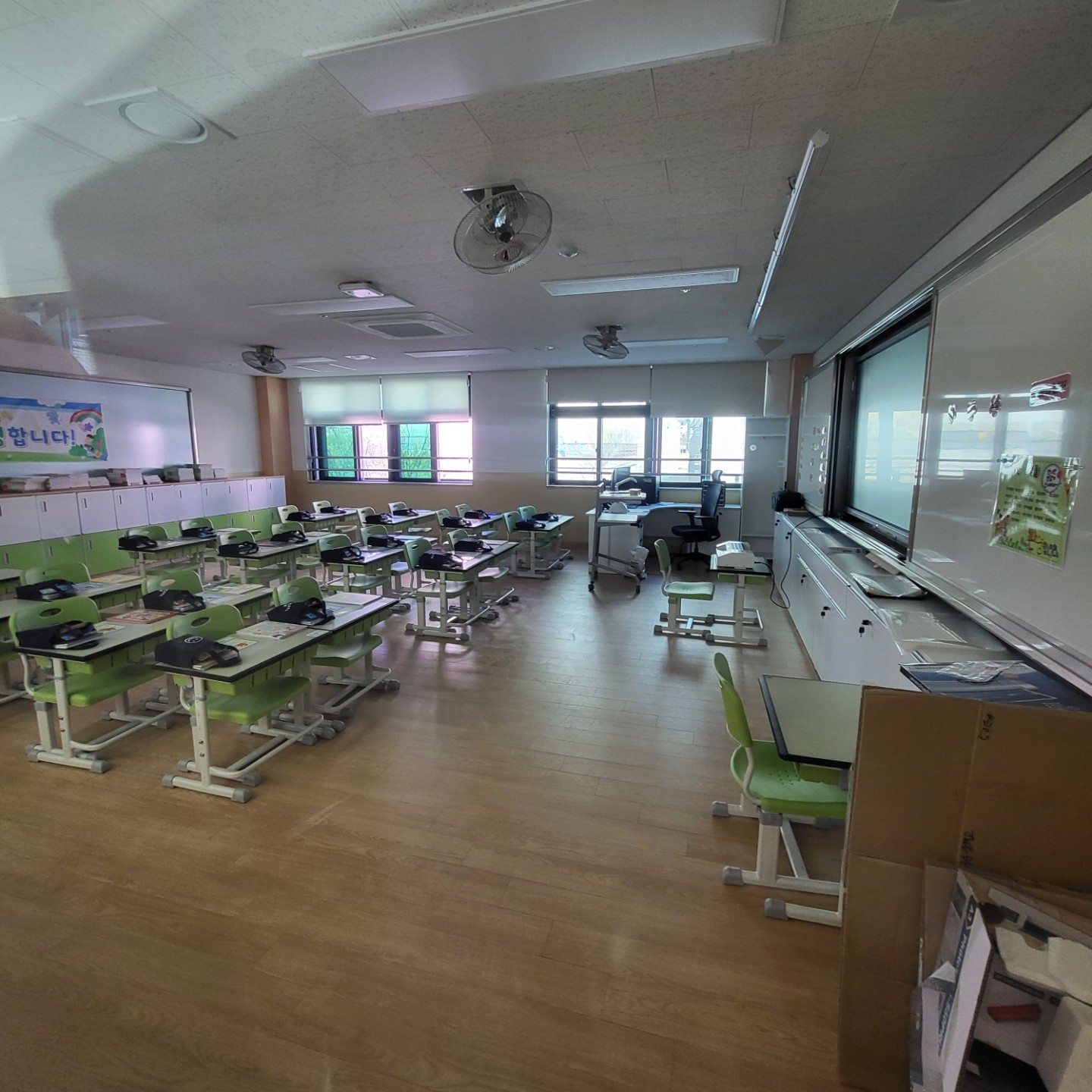 Post image 11