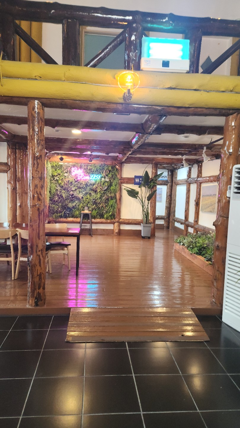 Post image 11