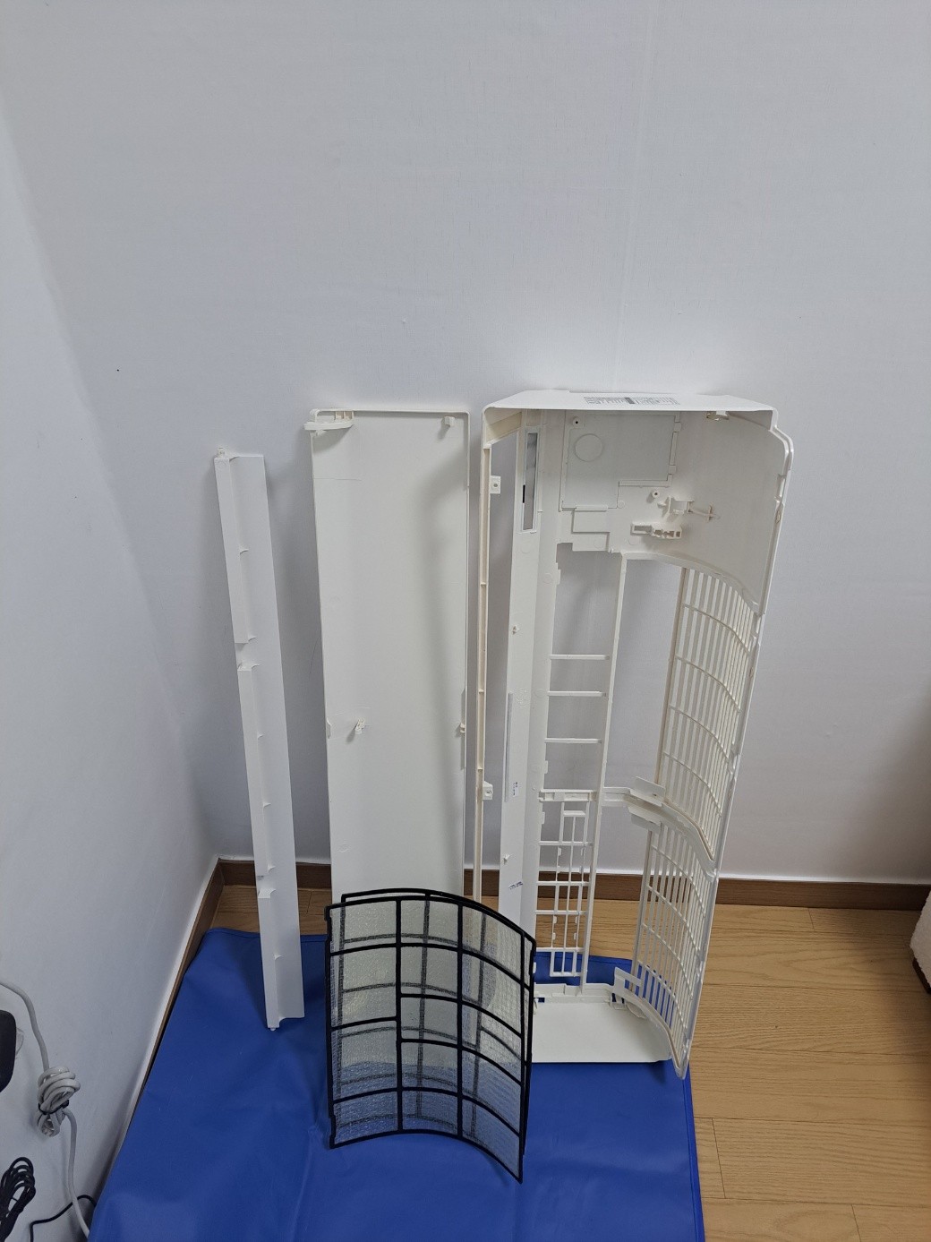 Post image 4