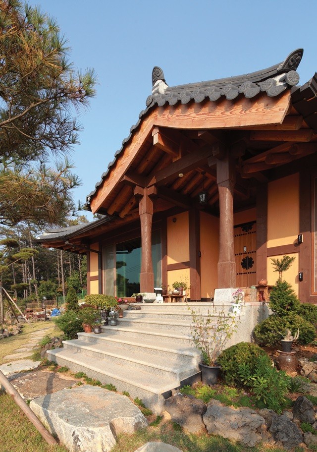 Post image 4