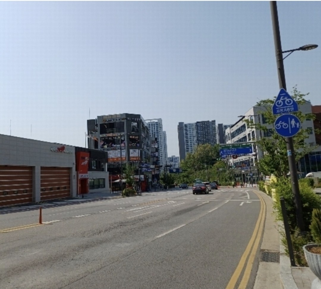 Post image 10