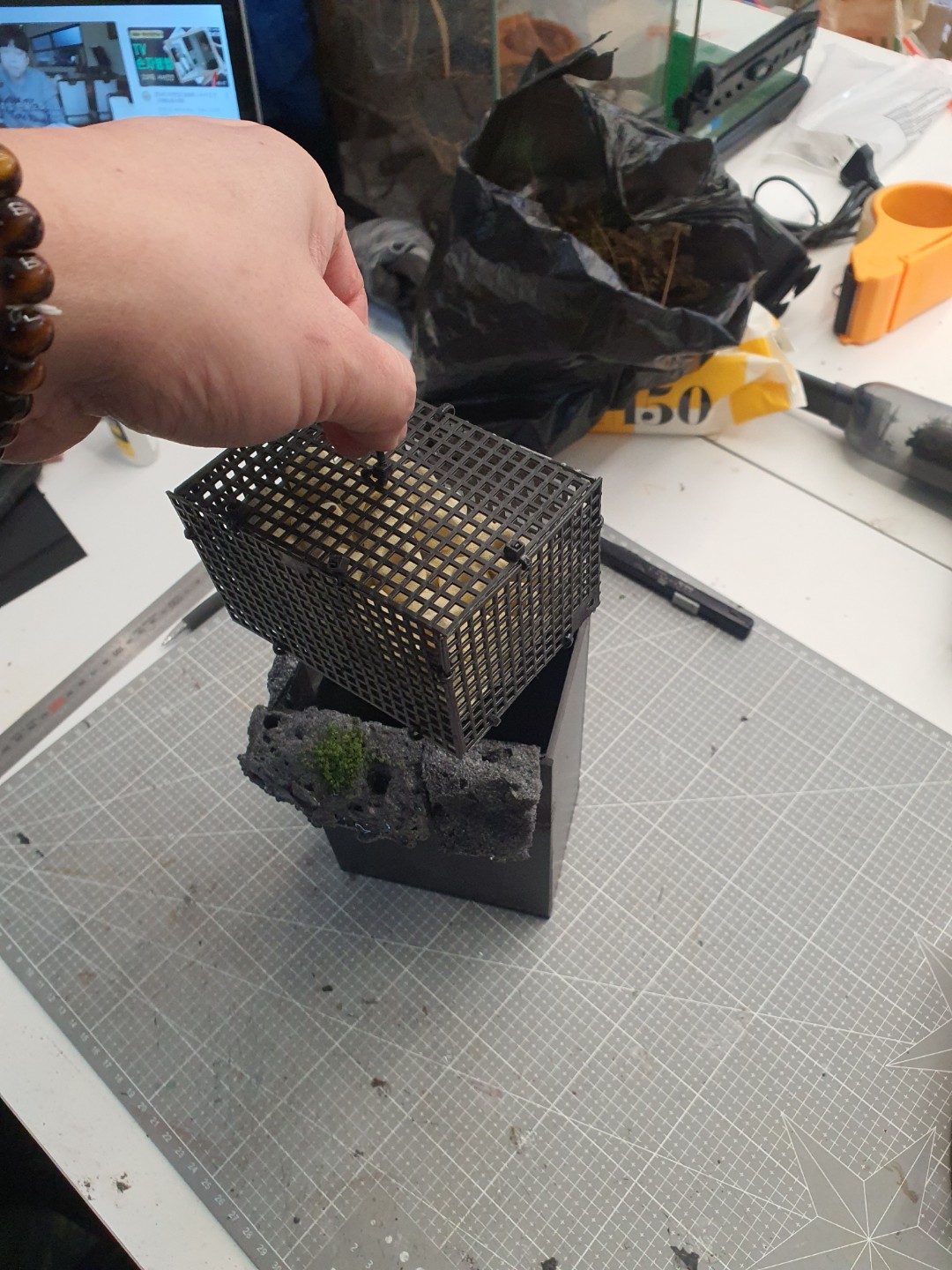 Post image 7