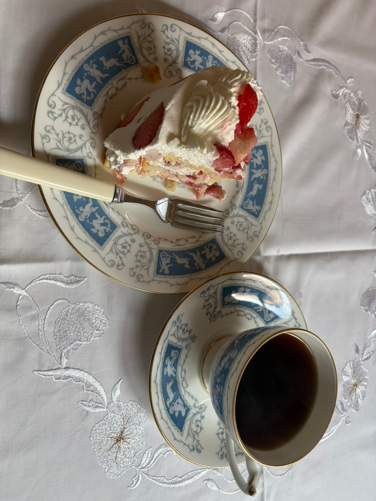 래벌리 천사 티세트 입니다.