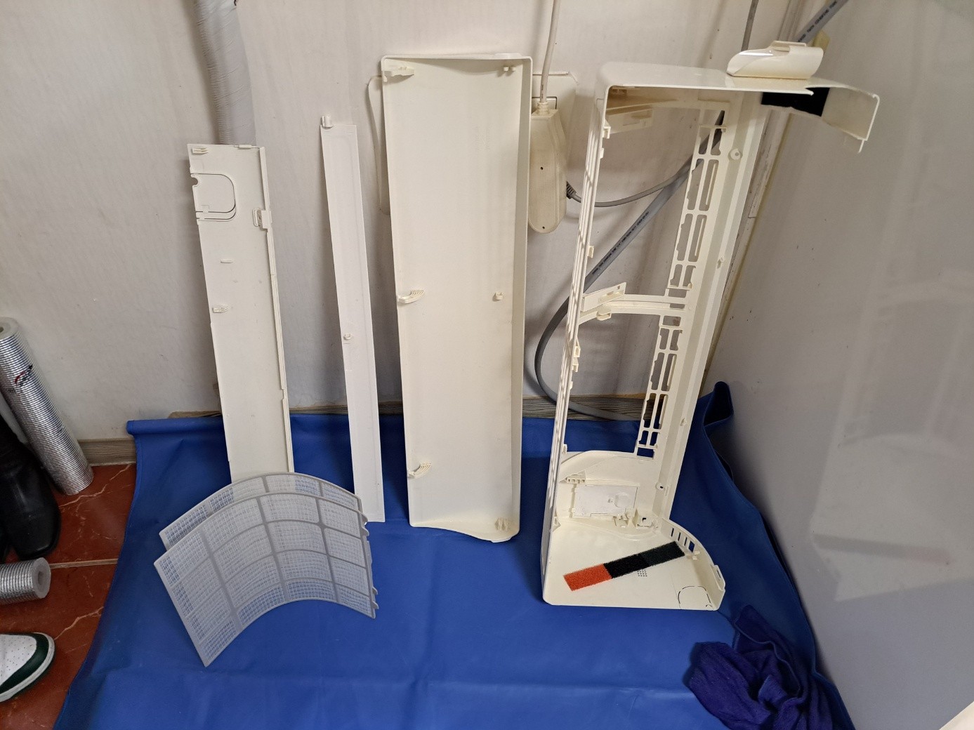 Post image 3