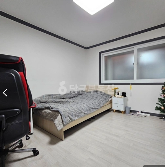 Post image 28