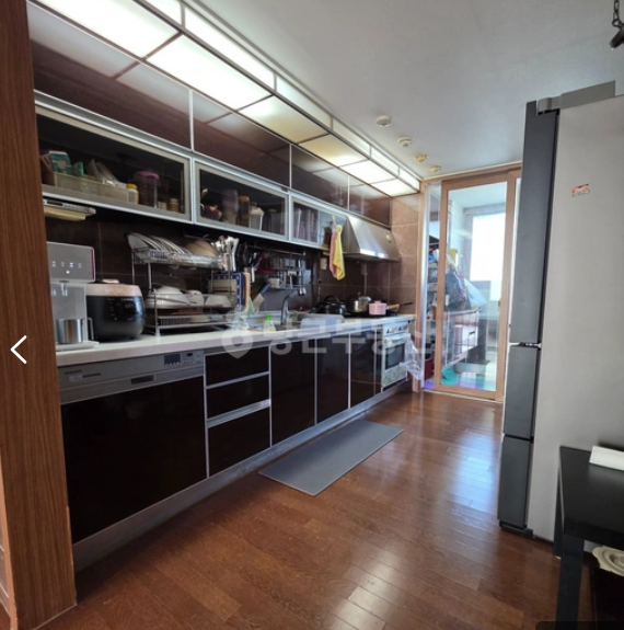 Post image 31