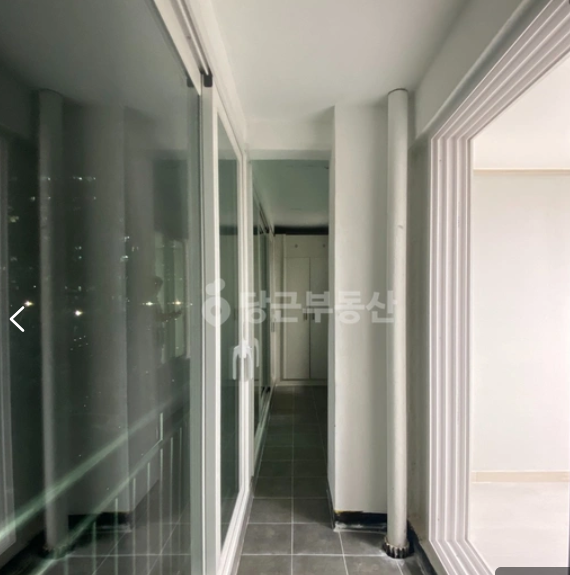 Post image 32