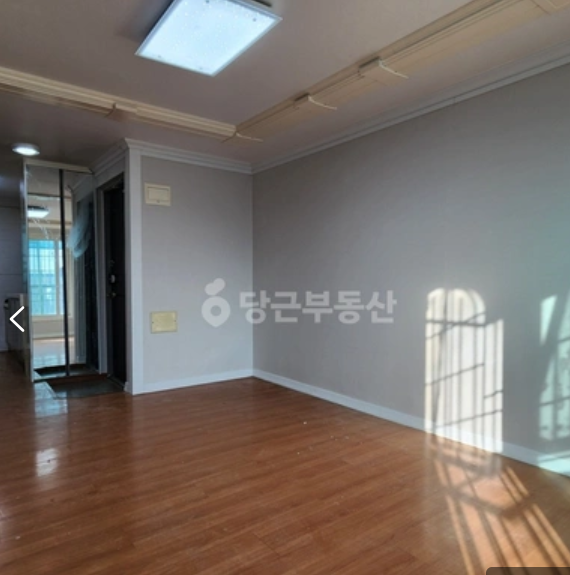 Post image 42