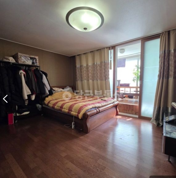 Post image 40
