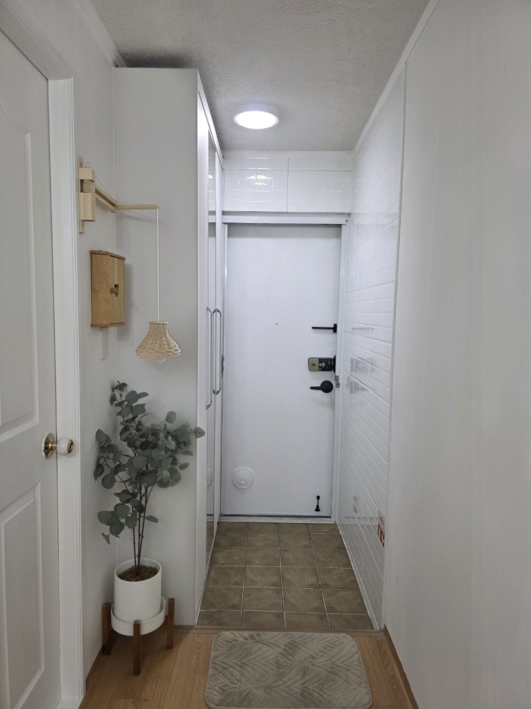 Post image 3