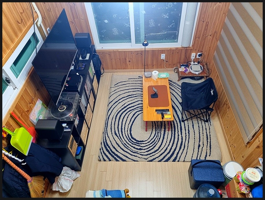 Post image 4