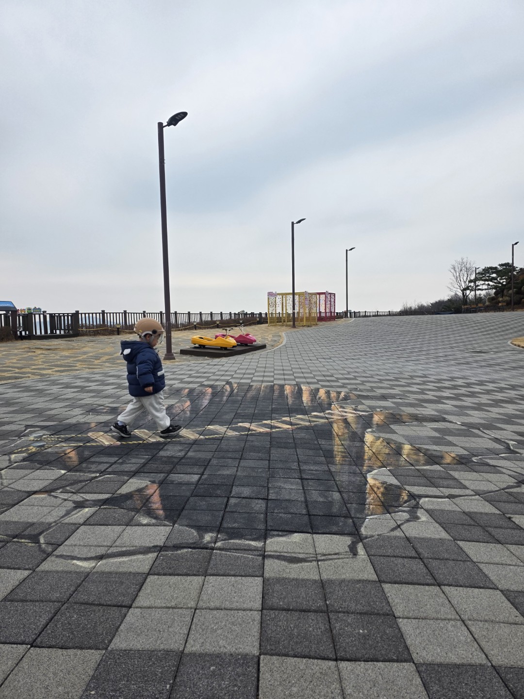 Post image 28