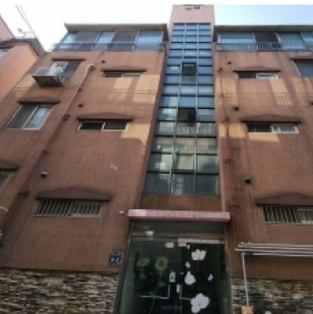 Post image 9
